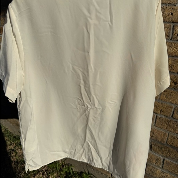 CHRISTIE & JILL BEIGE EMBROIDERED SHORT SLEEVE BUTTON UP BLOUSE SIZE 14 - Picture 2 of 4